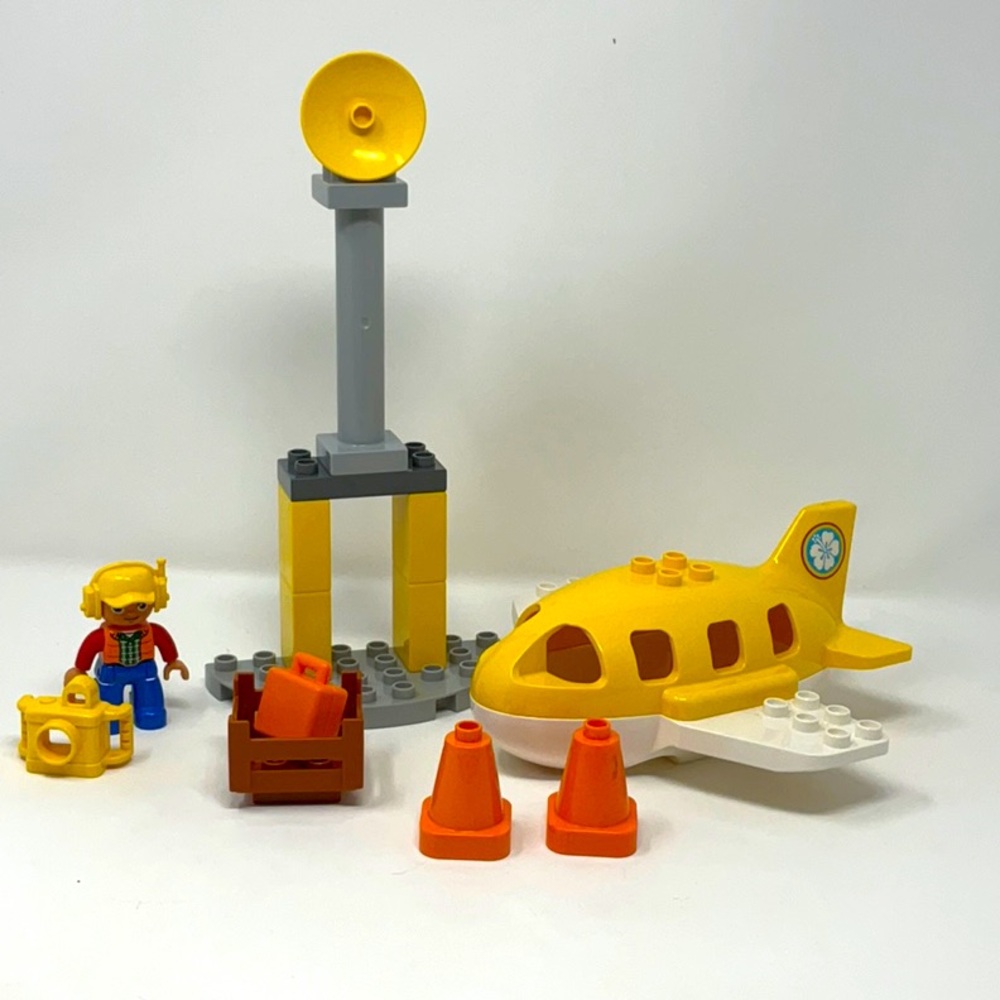 Lego Duplo Airport Airplane Lot